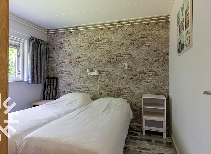 Gezellige eethoek in vakantiehuis ZE242, Oostkapelle, Walcheren, Zeeland.