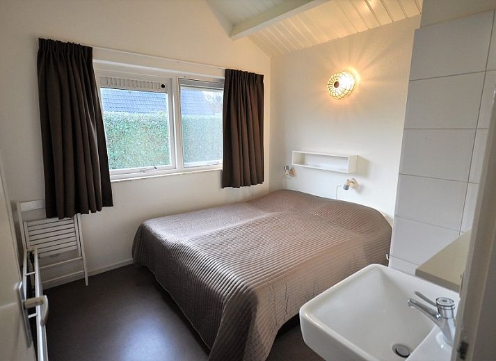 Cozy living room of Joossesweg 194 vacation home in Westkapelle, Walcheren.