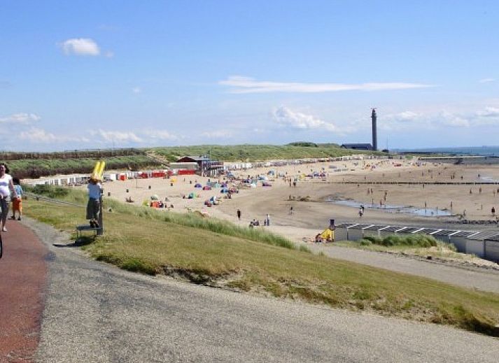Dining area in Joossesweg 194 vacation home, Westkapelle, Walcheren.