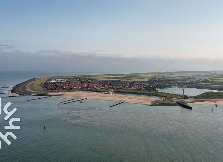 Gezellig terras bij vakantiehuis ZE263 in Westkapelle, Walcheren met comfortabele zitjes.