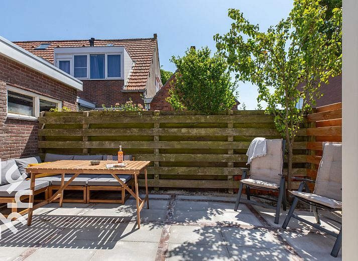 Stylish living room of vacation home ZE1508 in Westkapelle, Walcheren, Zeeland.