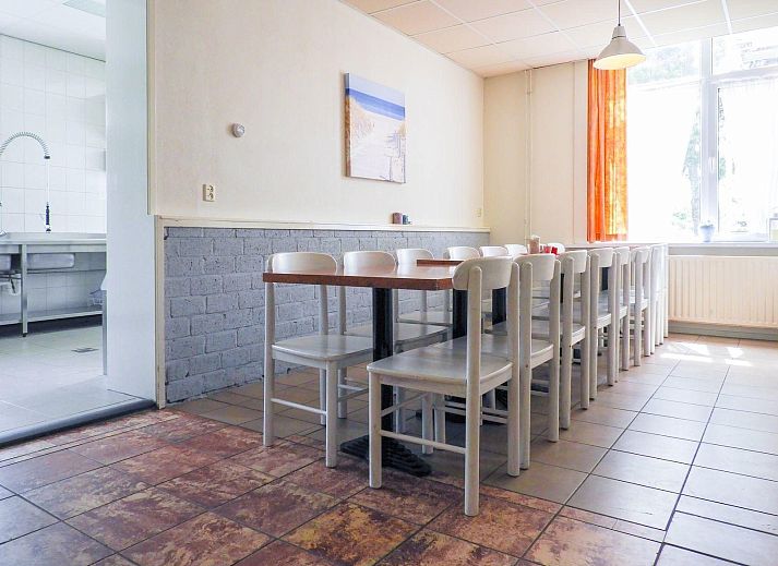 VZ132 Group accommodation Westkapelle, modern extension with terrace in Westkapelle, Walcheren, Zeeland.