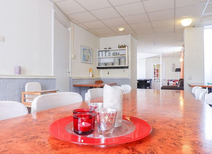 VZ132 Group accommodation Westkapelle, modern extension with terrace in Westkapelle, Walcheren, Zeeland.