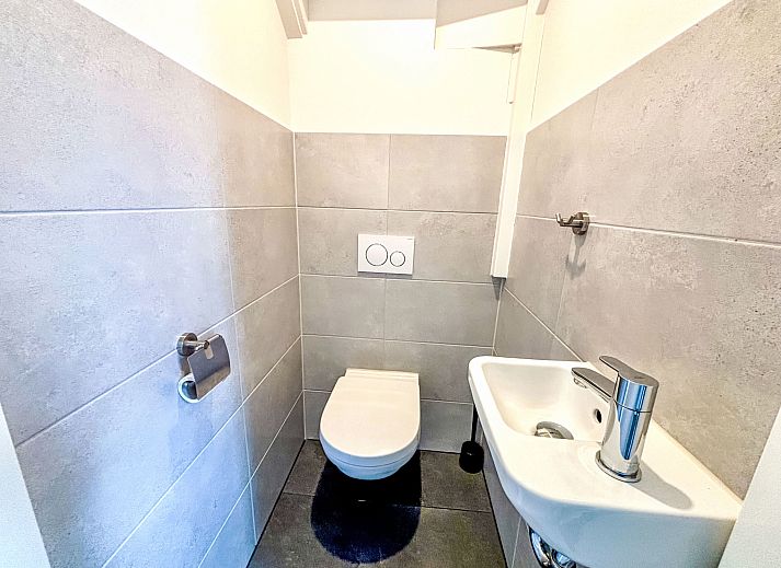 Guest house 620363 - Holiday property Walcheren - Vakantiehuis Beach House Westkapelle 2B