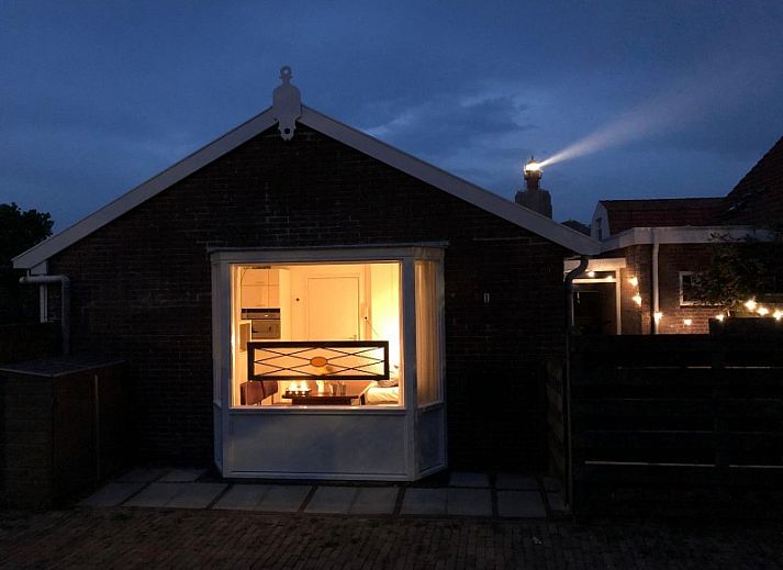 Ontdek de charmante buitenkant van Dreefje 1, een vakantiehuis in Westkapelle op Walcheren, Zeeland.