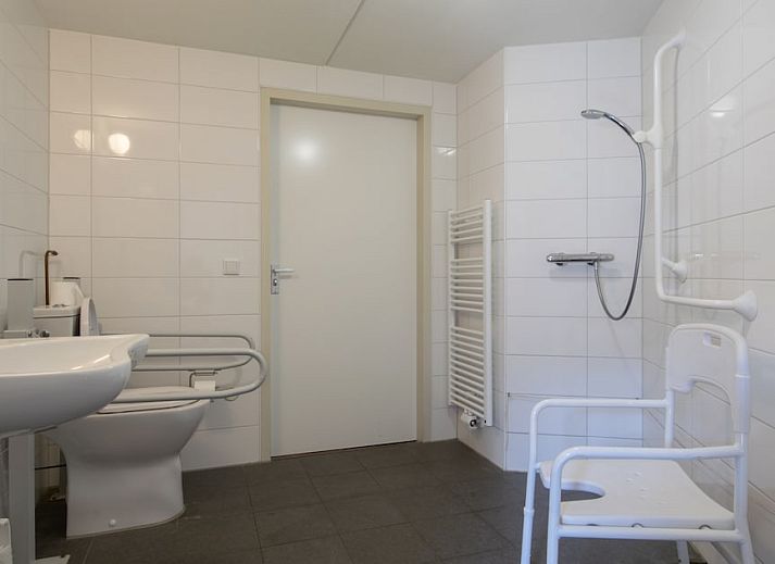 Guest house 620439 - Bungalow Walcheren - Comfort 6M