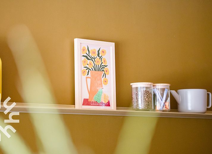 Terrace of vacation home ZE1297 in Domburg, Walcheren, with seating and green surroundings