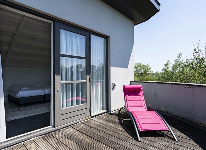 Open keuken en eetruimte in Westduin 19 vakantiehuis, Vlissingen, Walcheren, ideaal voor familiediners.