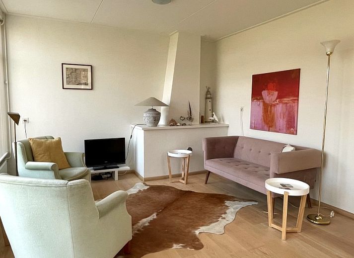 Gemuetliches Wohnzimmer des Ferienhauses Vebenabos 43a in Vlissingen, Walcheren.