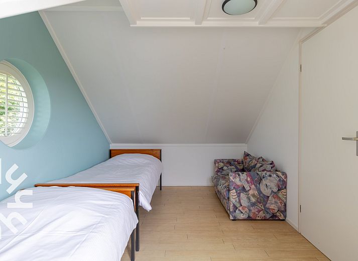 Vakantiehuis ZE379 in Vlissingen, Walcheren, met zonnig terras en groene omgeving.