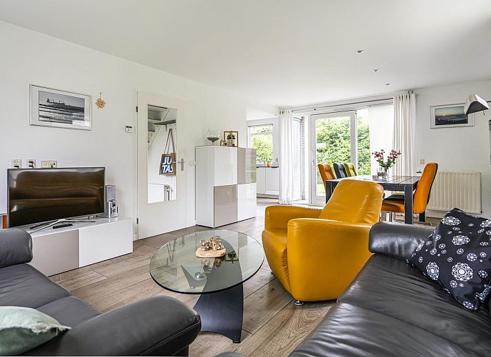 VZ969 Ferienhaus in Vlissingen, Walcheren, mit gruener Umgebung und moderner Architektur.