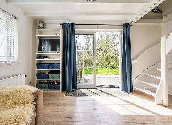 Gezellig terras bij VZ1098 Vrijstaand vakantiehuis in Vlissingen, Walcheren, Zeeland.