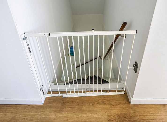 Aussenbereich des VZ1143 Ferienhauses in Vlissingen mit Gartenmoebeln in Zeeland.