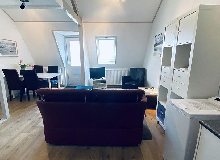 Aussenansicht von VZ102 Wohnung Vlissingen, Walcheren, Zeeland mit charmanter Fassade.