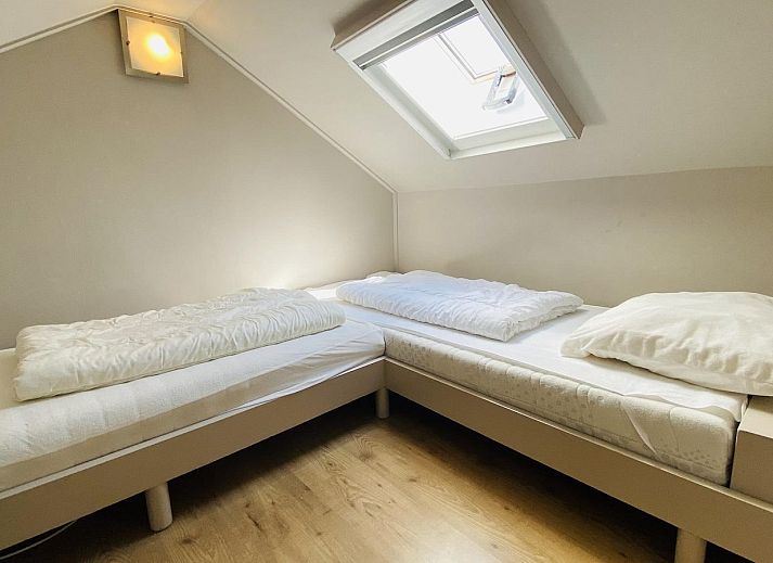 Aussenansicht von VZ102 Wohnung Vlissingen, Walcheren, Zeeland mit charmanter Fassade.