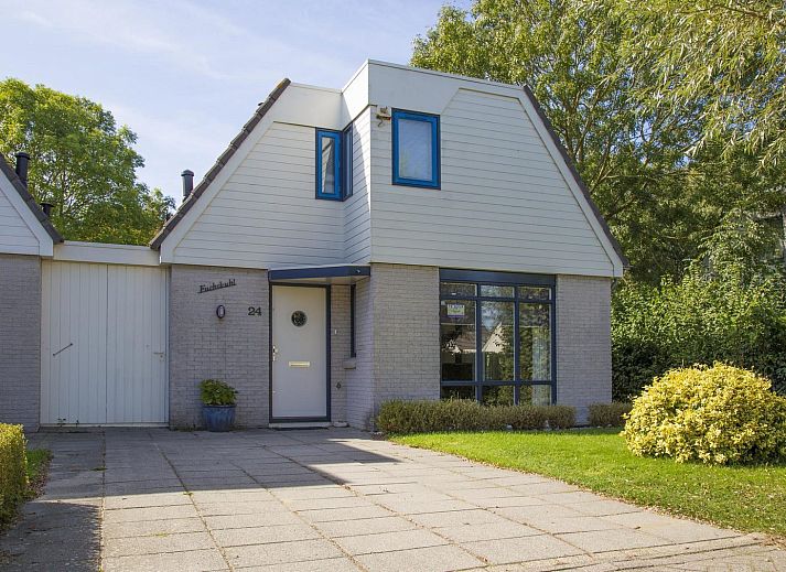 VZ1122 Luxe vakantiewoning in Vlissingen met zonnige tuin en terras, Walcheren, Zeeland.