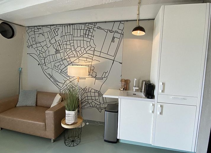 Sonnige Strandkoerbe im VZ673 Strandstudio Vlissingen, einer Ferienunterkunft in Vlissingen, Walcheren, Zeeland.