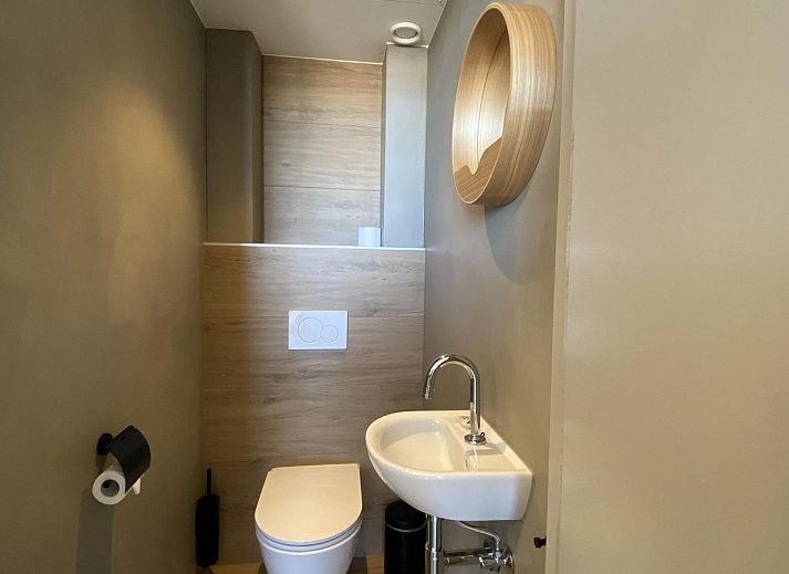 Guest house 620576 - Holiday property Walcheren - VZ676 Beachroom Vlissingen 4p