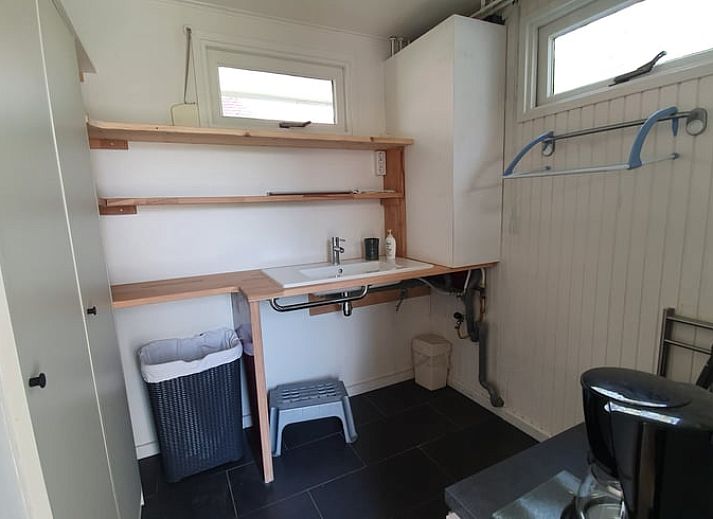 Vakantiehuisje in Vlissingen met uitzicht op de duinen, een ideale plek voor natuurliefhebbers in Walcheren.