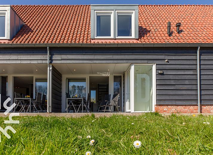 Stijlvolle woonkamer van ZE1448 vakantiehuis in Aagtekerke, Walcheren, met moderne inrichting.