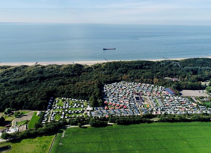 Stilvolles Esszimmer im Zeeotter Ferienhaus fuer 6 Personen, Zoutelande, Walcheren, Zeeland.