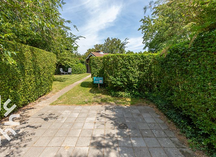 Vakantiehuis ZE281 in Zoutelande met ruime tuin en terras in Walcheren, Zeeland.