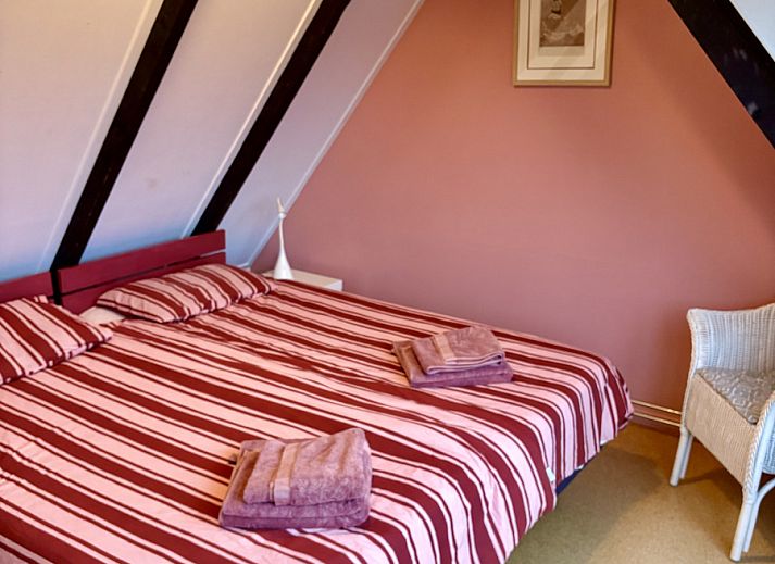 Helle und geraeumige Einrichtung des Ferienhauses ZE1687 in Zoutelande, Walcheren, mit moderner Kueche und gemuetlicher Essecke.