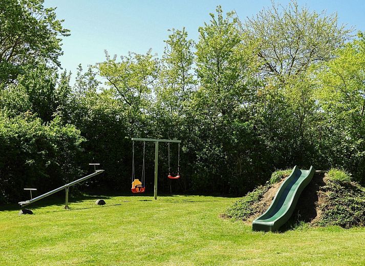 Ruime zithoek in VZ110 Vakantiehuis Zoutelande, Zoutelande, Walcheren, Zeeland.