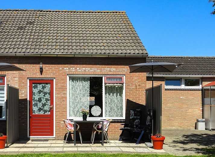 VZ111 Ferienhaus Zoutelande mit Sonnenterrasse in Walcheren, Zeeland.