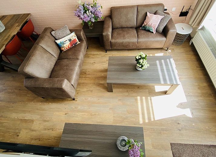 Fassade von VZ111 Ferienhaus Zoutelande im malerischen Zoutelande.