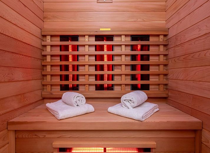 Guest house 6207136 - Holiday property Walcheren - Vakantiehuis Kurhaus IV mit Sauna