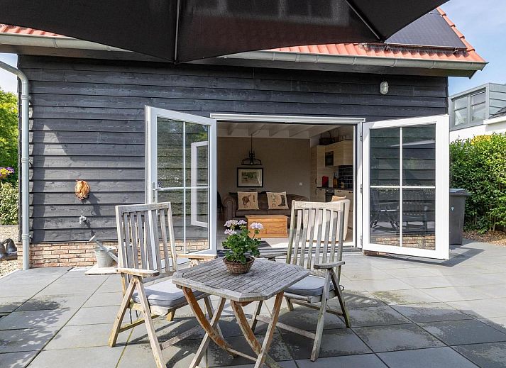 Guest house 620728 - Holiday property Walcheren - Vakantiehuis Het Koetshuys