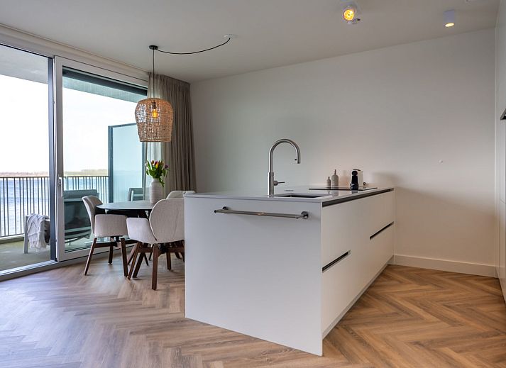 Luxury living room of Lamsoor 91 | Veerse Wende in Arnemuiden, vacation home with stunning views of Lake Veere.