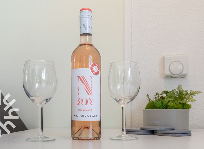 Moderne Kueche im Ferienhaus ZE287, Vrouwenpolder, Walcheren, Zeeland.