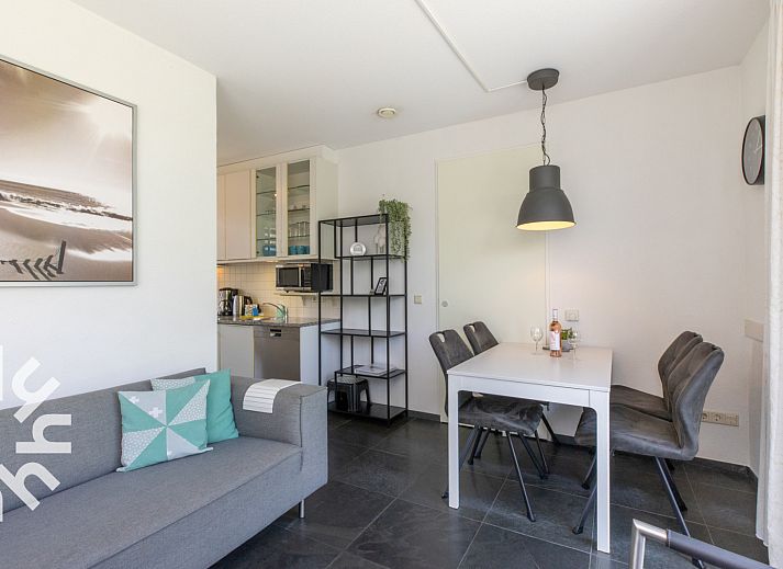 Moderne Kueche im Ferienhaus ZE287, Vrouwenpolder, Walcheren, Zeeland.