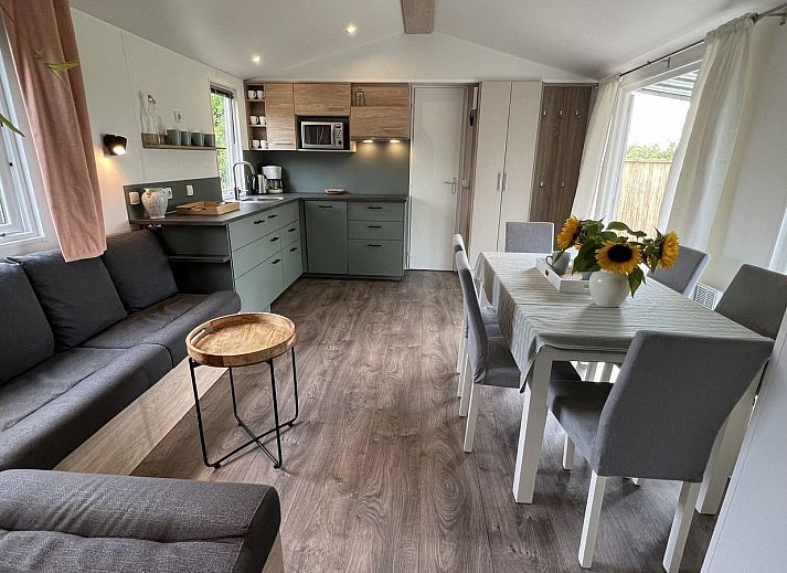 Seitenansicht von VZ030 Chalet Vrouwenpolder mit Terrasse in Walcheren, Zeeland