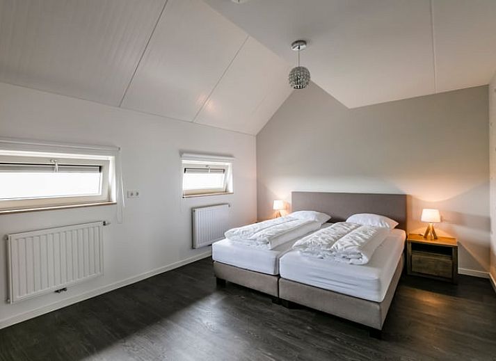 Ferienhaus in Vrouwenpolder mit grossem Garten und Terrasse, gelegen im gruenen Walcheren, Zeeland.