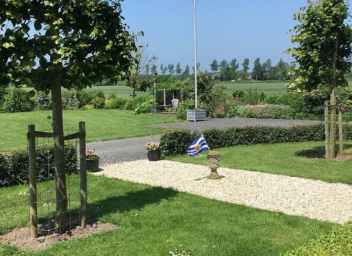 Voll ausgestattete Kueche im Ferienhaus in Vrouwenpolder, Walcheren, perfekt fuer einen komfortablen Aufenthalt.