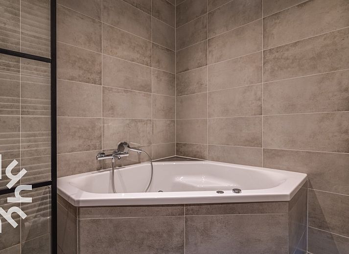 Natuurrijke omgeving bij vakantiehuis ZE059 in Veere, Walcheren met rivierzicht.