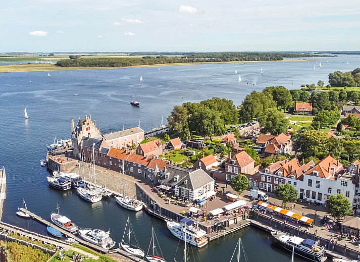 Natuurrijke omgeving bij vakantiehuis ZE059 in Veere, Walcheren met rivierzicht.