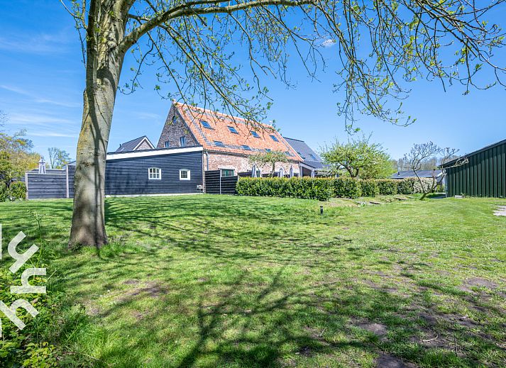 Bedroom with comfortable beds in vacation home ZE1152, Veere, Walcheren, Zeeland.
