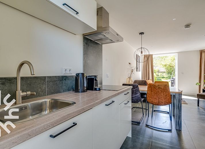 Geniessen Sie den gruenen Garten des Ferienhauses ZE045 in Veere, Walcheren, Zeeland.