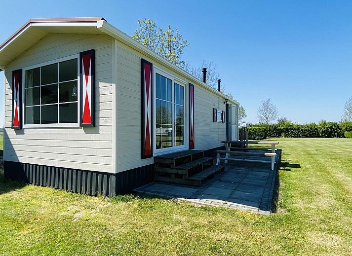 VZ235 Chalet Veere in Veere, Zeeland with spacious green garden and terrace