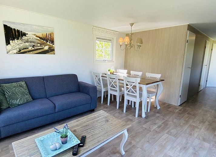 Side view of VZ235 Chalet Veere in Veere, Walcheren with sunny terrace