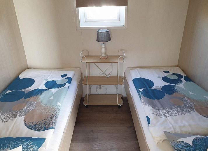 VZ822 Chalet in Veere, Serooskerke, Walcheren, gemuetliche Terrasse mit Blick auf den Garten.