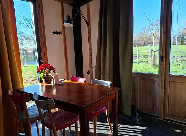 Ferienhaus in Oudelande mit gruener Umgebung in Walcheren, Zeeland.