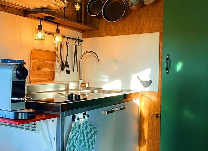 Gemuetlicher Innenbereich eines Ferienhauses in Oudelande, Walcheren, Zeeland.