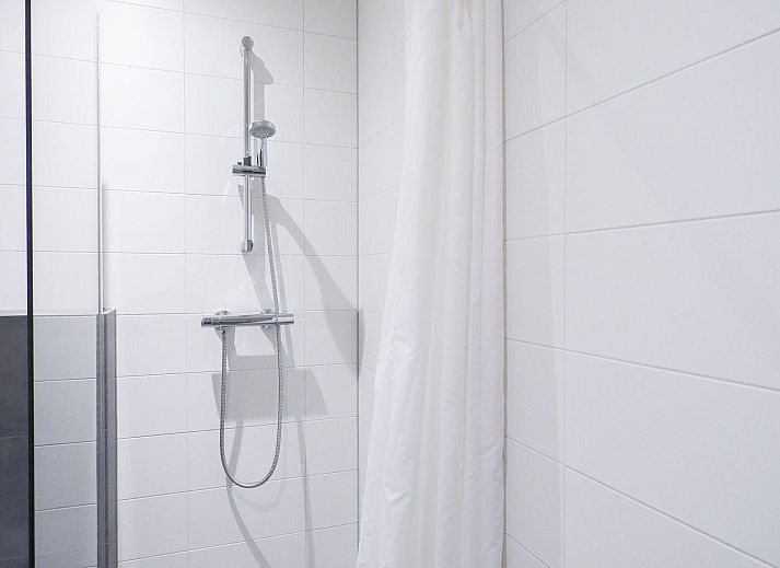 VZ629 Vakantieappartement Grijpskerke, gezellige tuinset op het terras in Walcheren, Zeeland.