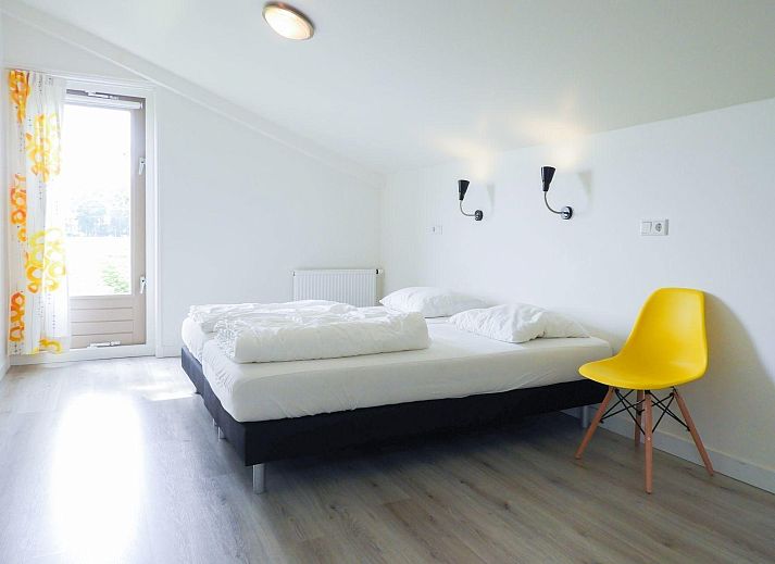 Buitenzitje bij VZ661 Appartement Grijpskerke, vakantieaccommodatie in Zeeland.