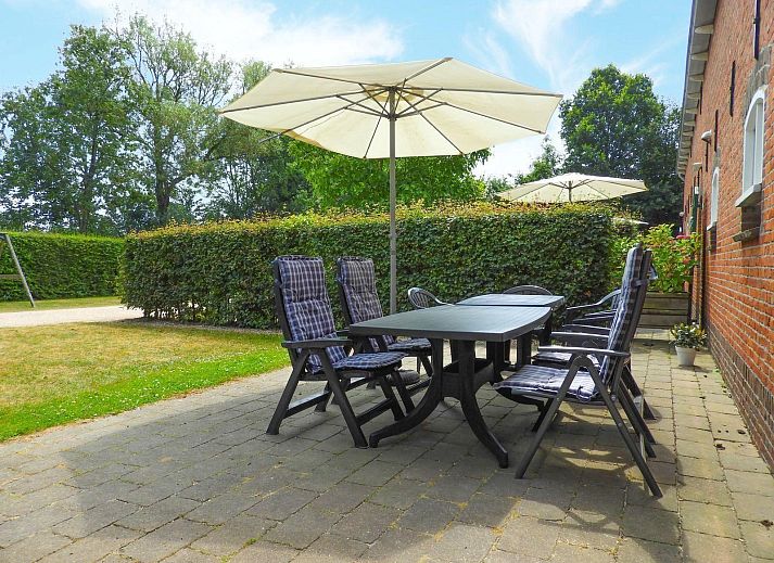 VZ137 Vakantiehuis Grijpskerke, charmant terras in Grijpskerke, Walcheren, Zeeland.